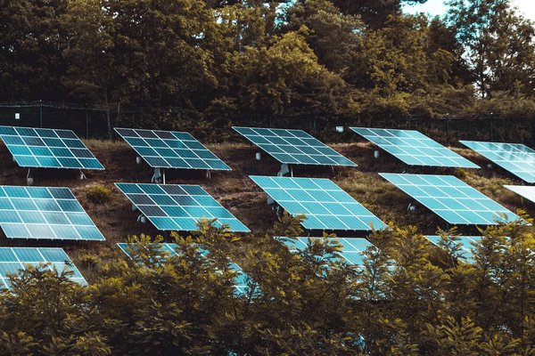 Tout ce que vous devez savoir sur la surface nécessaire pour installer des panneaux photovoltaïques